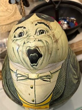 Vintage 1979 Bristol Ware “Opera Singer” Roly Poly Tobacco Tin